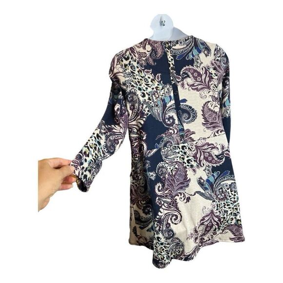 Chicos Purple Blue Printed High Low Tunic Size 2(Large) Long-Sleeve Pockets - Picture 10 of 13